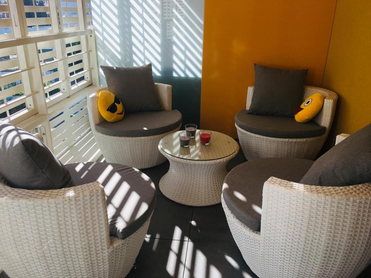 Vacances A Nice Terrasse Ensoleillee & Parking A La Gare Du Sud Exterior foto