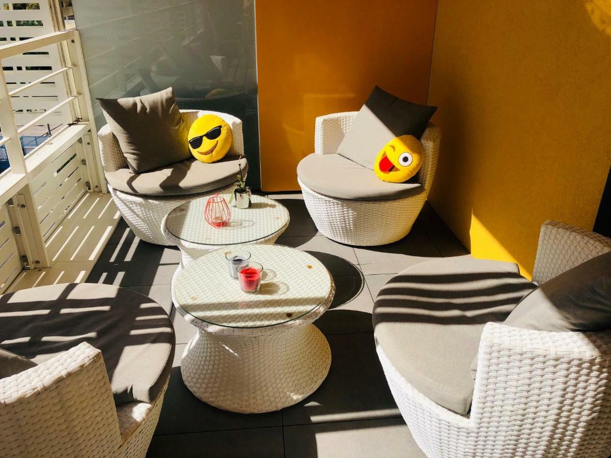 Vacances A Nice Terrasse Ensoleillee & Parking A La Gare Du Sud Exterior foto